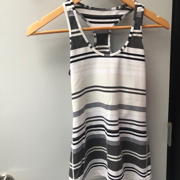 lululemon athletica Tops - Lululemon sz 6 striped racerback tank lululemon athletica Tops - Lululemon sz 6 striped racerback tank